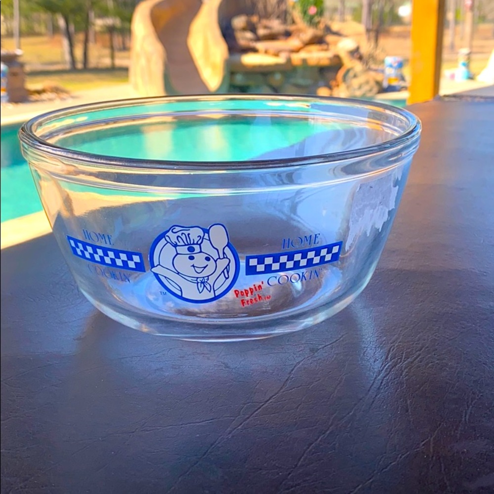 Anchor brand Pillsbury Doughboy mixing bowl 1.5qt
